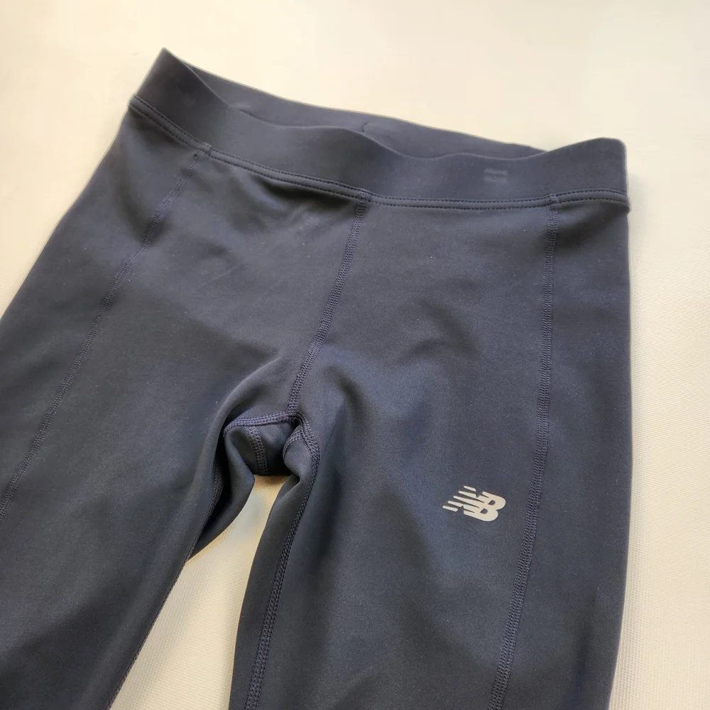 New Balance Women's Swim Leggings - Navy and Pink - Picture 3 of 16